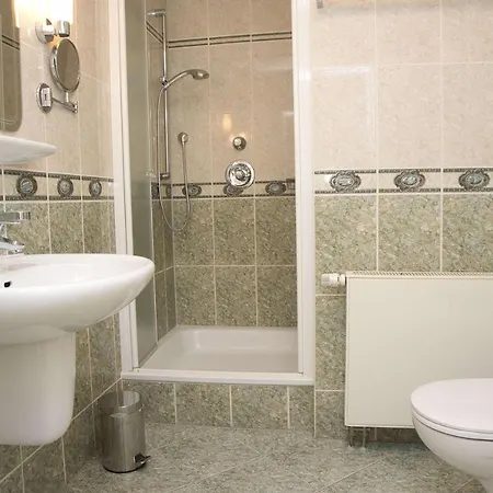 Meeresblickresidenzen Nr 37 Mit Sauna- Und Schwimmbadnutzung Im Ahoi Sellin *